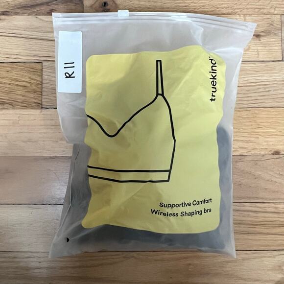 NEW TrueKind Women's L Supportive Comfort Wireless Shaping Bra Black T Shirt - Picture 8 of 8